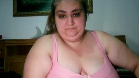 Nicholle online show from July 14, 10:14 pm