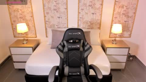 Nicky  online show from September 19, 2:21 am