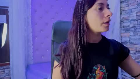 Nicky Miler online show from November 19, 1:22 pm