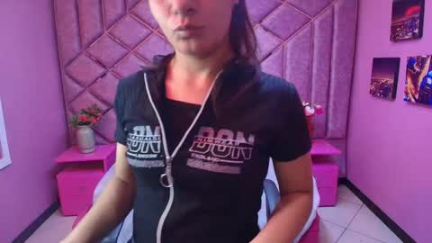 Nicky Miler online show from November 27, 1:58 pm