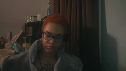 nickythehawtie online show from April 7, 12:23 am