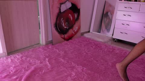 Snapshot of nicol_rosee chatting on January 22, 1:10 am SOFIA   online show from January 22, 1:10 am