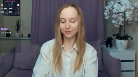 Nicoletta online show from March 17, 6:45 pm