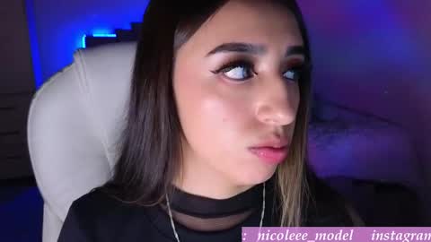 Nicole online show from December 5, 6:02 am