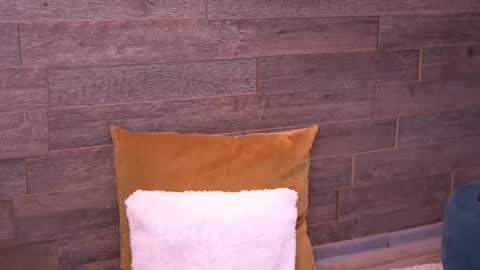 Nicole online show from October 21, 7:12 am