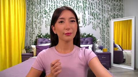 Nicole online show from December 12, 6:25 am