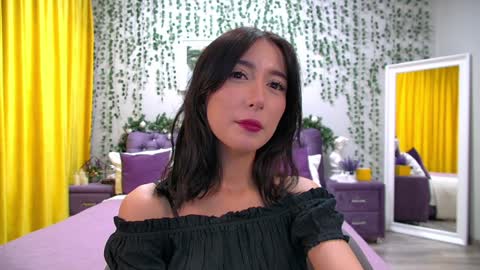 Nicole online show from December 10, 6:49 pm