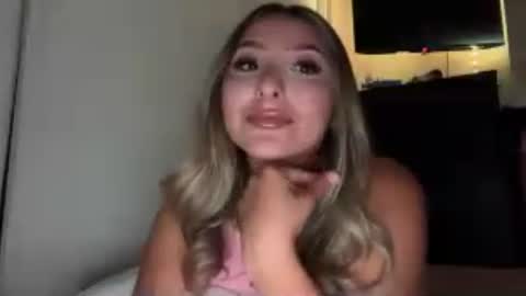 nicolelovesyou444 online show from June 13, 4:04 pm