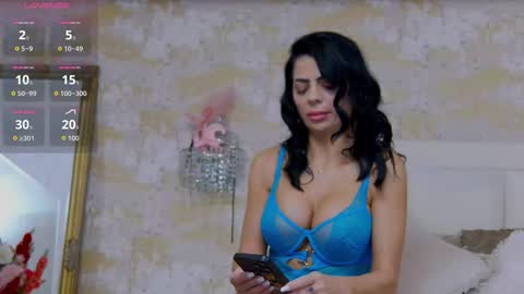 NicoleSmyth online show from November 29, 10:36 pm