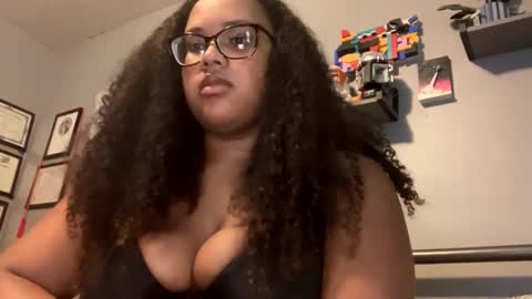 nicolette356 online show from October 7, 9:08 pm