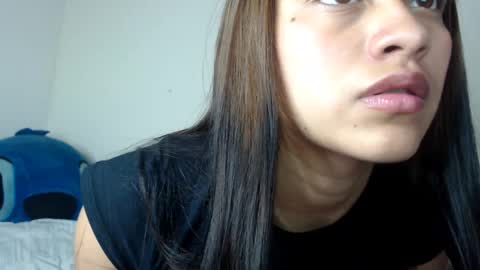 Nicolle online show from December 30, 7:32 pm