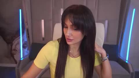 Nicole online show from December 1, 7:12 am