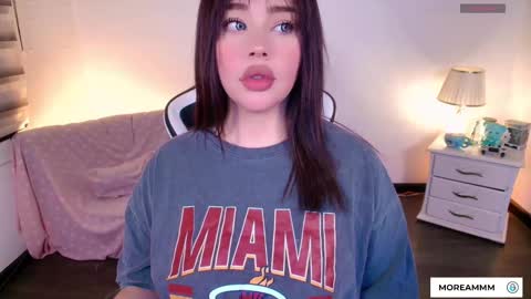 Nicol online show from September 28, 2:18 am