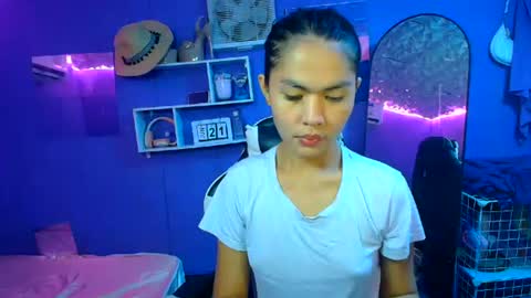 Nichole online show from June 21, 2:48 am