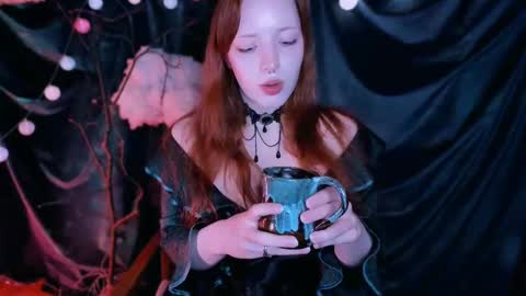 Lilitht online show from February 5, 2:59 pm