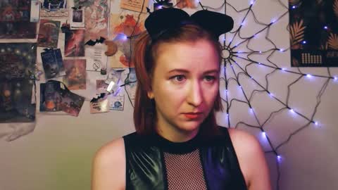 Snapshot of nika_fuchs chatting on November 1, 10:58 pm Nika online show from November 1, 10:58 pm