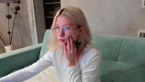 Nika Sm online show from August 7, 9:27 am