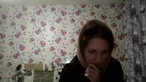nika_smily online show from November 11, 5:43 pm