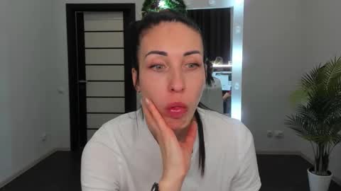 Nika online show from December 7, 3:52 pm