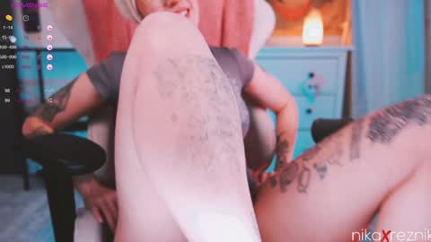 Snapshot of nikaxreznik chatting on December 18, 11:34 am Nika online show from December 18, 11:34 am