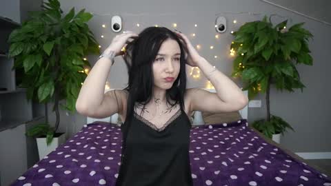 Nikki online show from February 4, 10:32 am