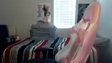 Nikki Mastersgirl1091 online show from July 28, 2:24 pm