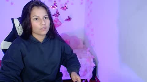 nina__777 online show from December 15, 11:26 am