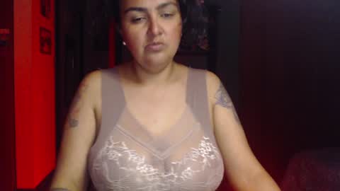 Nina Moon online show from January 21, 1:18 am