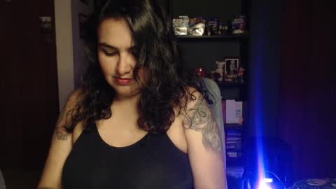 Nina Moon online show from January 9, 2:05 am