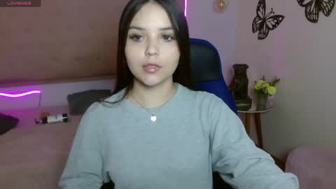 nina_rock online show from May 16, 4:37 am