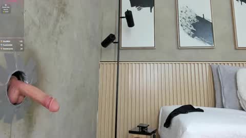 NINA online show from September 13, 3:31 pm