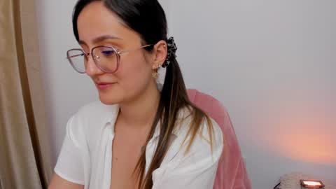 Nina online show from September 29, 6:24 pm