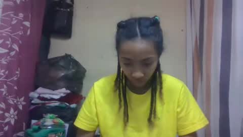ninaeaa online show from May 5, 5:16 pm