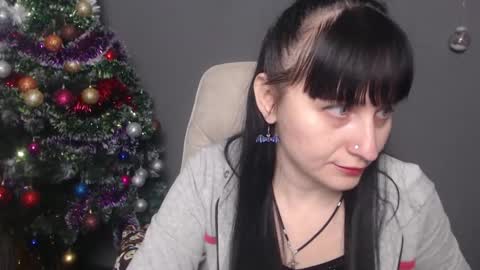 ninaflawlees online show from December 17, 12:53 pm