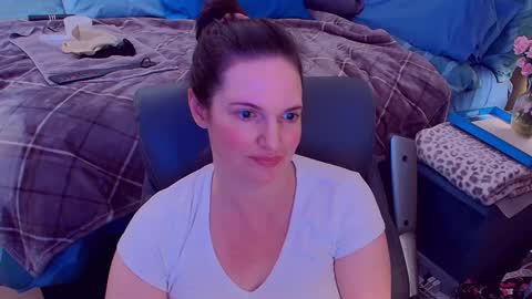 Nina Jaymes online show from September 18, 11:25 pm