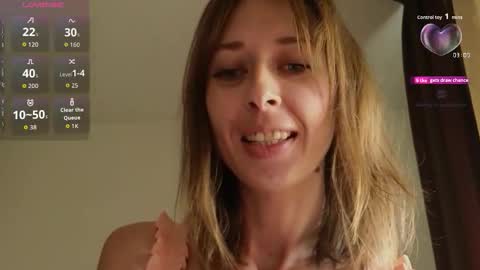 NinaNovalicious online show from September 16, 8:00 am