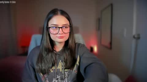 ninavolkov online show from March 9, 10:52 pm