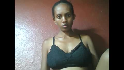 ninie246746 online show from January 19, 4:25 pm