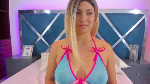 Ninna  online show from February 1, 11:48 pm