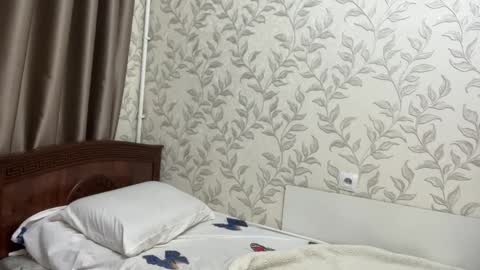 Snapshot of niravoid chatting on October 22, 10:48 pm niravoid online show from October 22, 10:48 pm