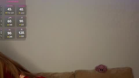 Lynn online show from December 18, 5:42 pm