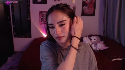 Snapshot of nixxie_ chatting on October 21, 1:31 am Nixxie  online show from October 21, 1:31 am
