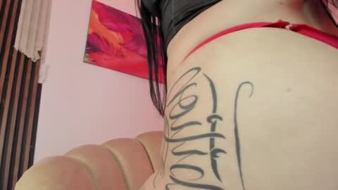 noa_perez9 online show from April 12, 12:57 am