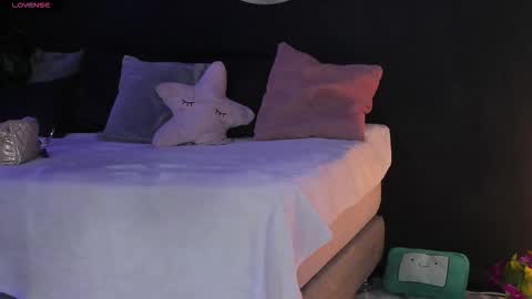 Noah  online show from February 5, 3:20 am