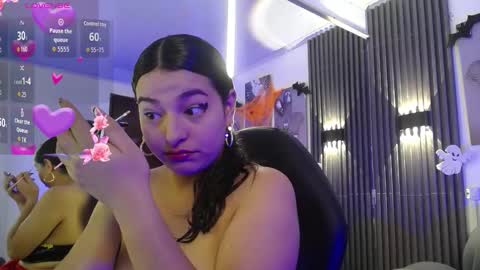 Noah  online show from October 27, 7:30 pm