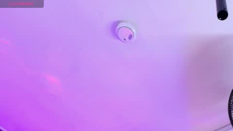 Alisson  online show from March 18, 7:08 pm