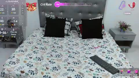 Noemy Freeman online show from December 11, 12:12 pm