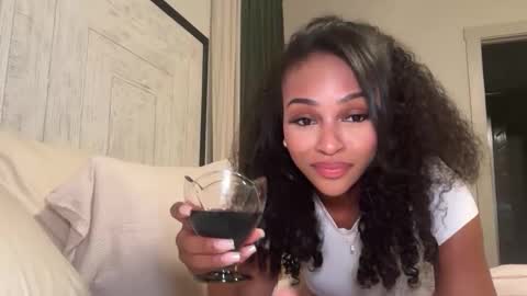 NoodsOverNudes online show from March 22, 1:33 am