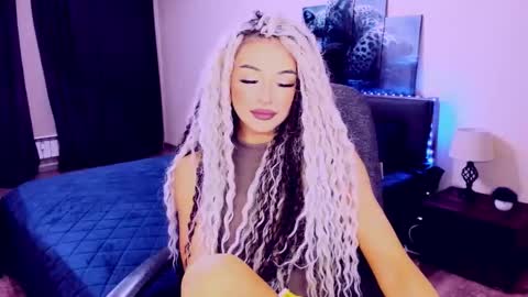 NoraSun online show from November 23, 5:36 pm