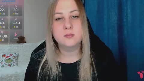 hi glad to chat online show from April 10, 12:00 pm